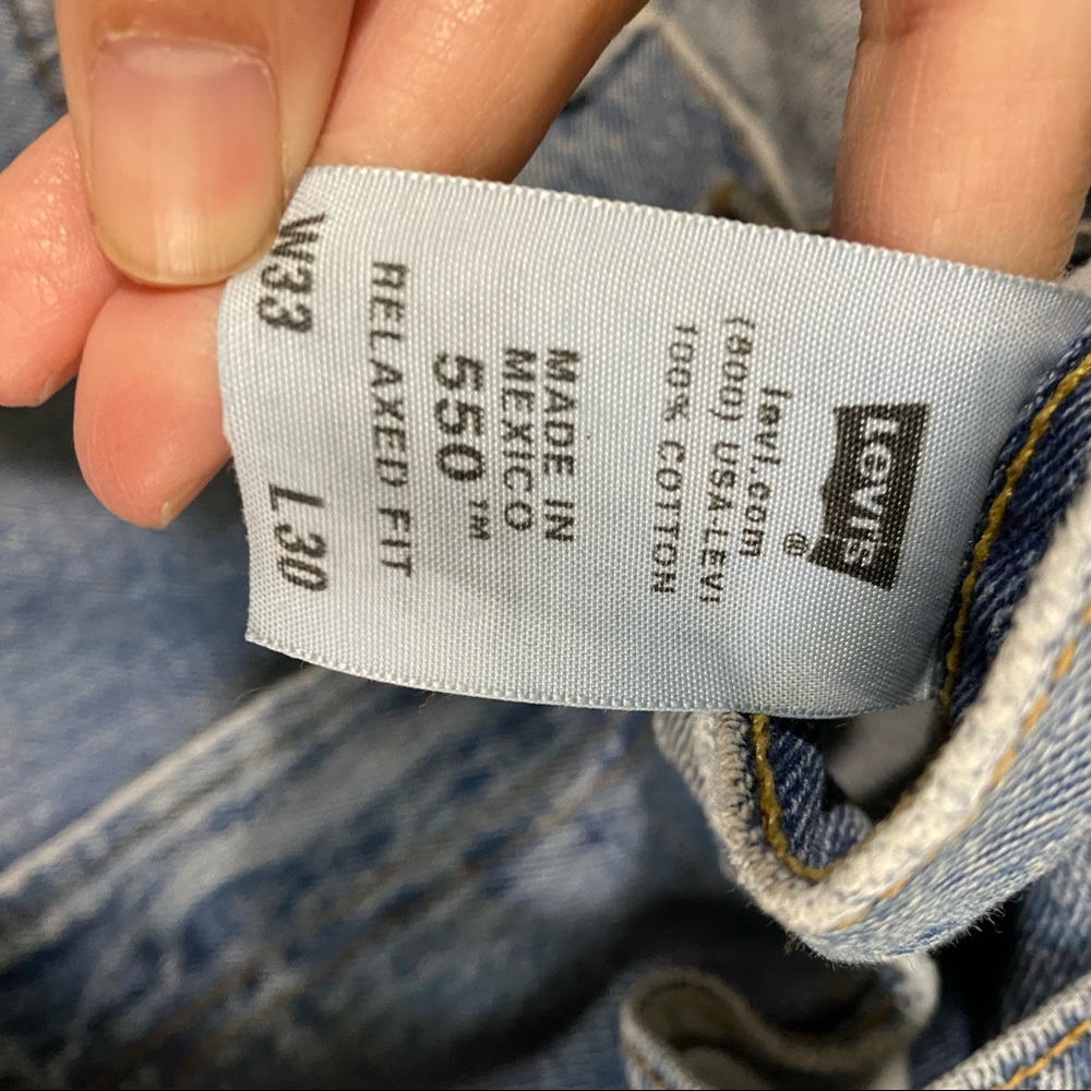 Vintage Levi’s 550 Relaxed Fit Straight Leg Mom Jean Size 33 x 30 (8) - Picture 6 of 11
